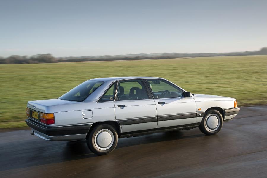  Audi 100 (C3) 1988 года  (UK) (фото 3 из 8)